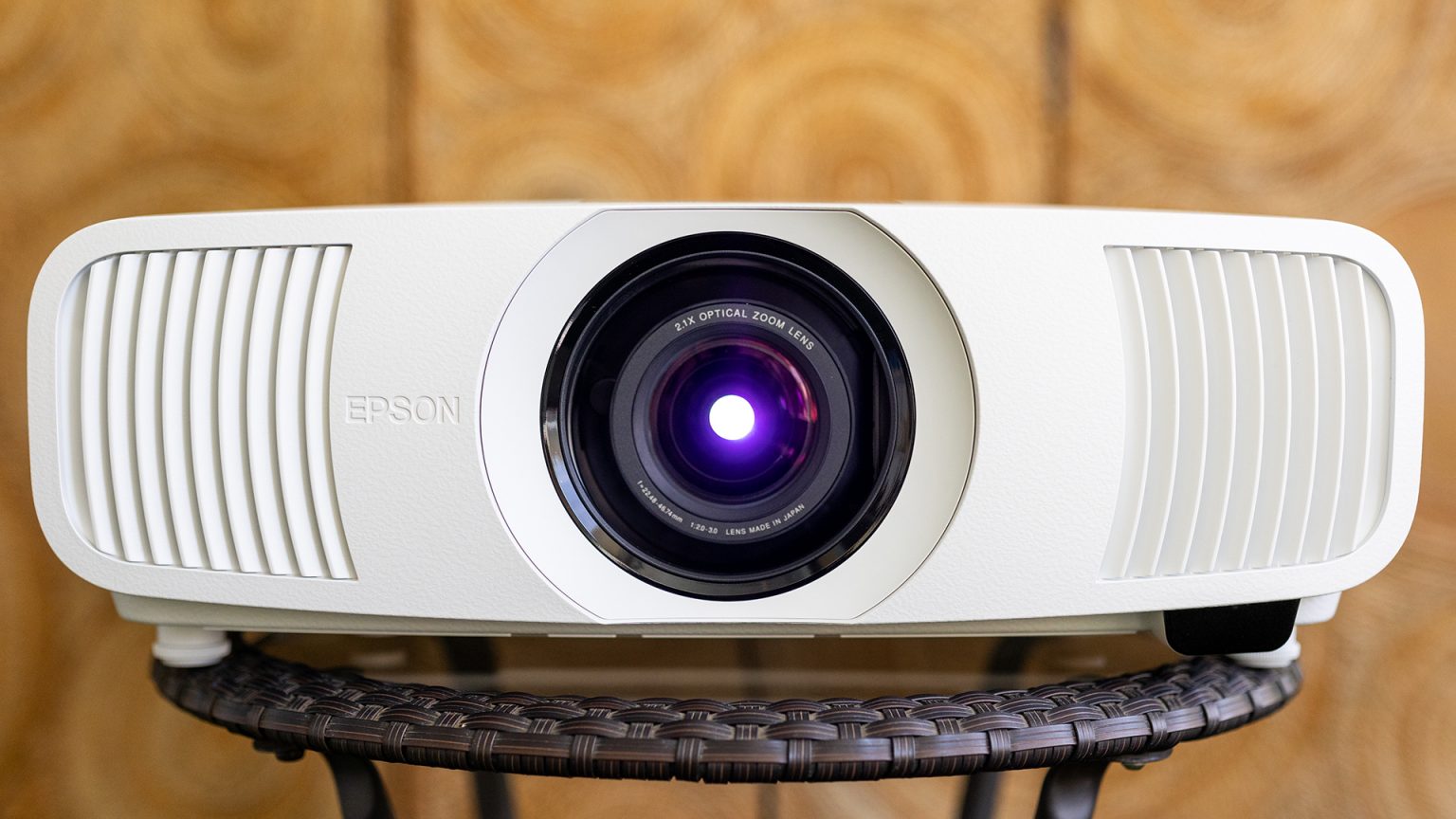 What Is Better DLP or LCD Projector? [2023] Lumen Dream